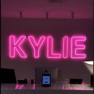 Meet your Posher, Lane